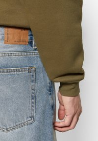 Redefined Rebel ROME - Calças de ganga de perna direita - crafted denim
