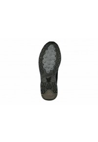 Schwarze Sportschuhsohle mit einer strukturierten Gumm Oberfläche, die hexagonale und gezackte Muster für besseren Halt aufweist, verstärkter Zehenbereich und Logodetail.