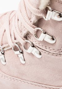 Tamaris Tronchetti - light pink