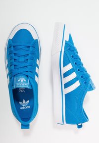 adidas Originals NIZZA - Sneakers - blue/footwear white