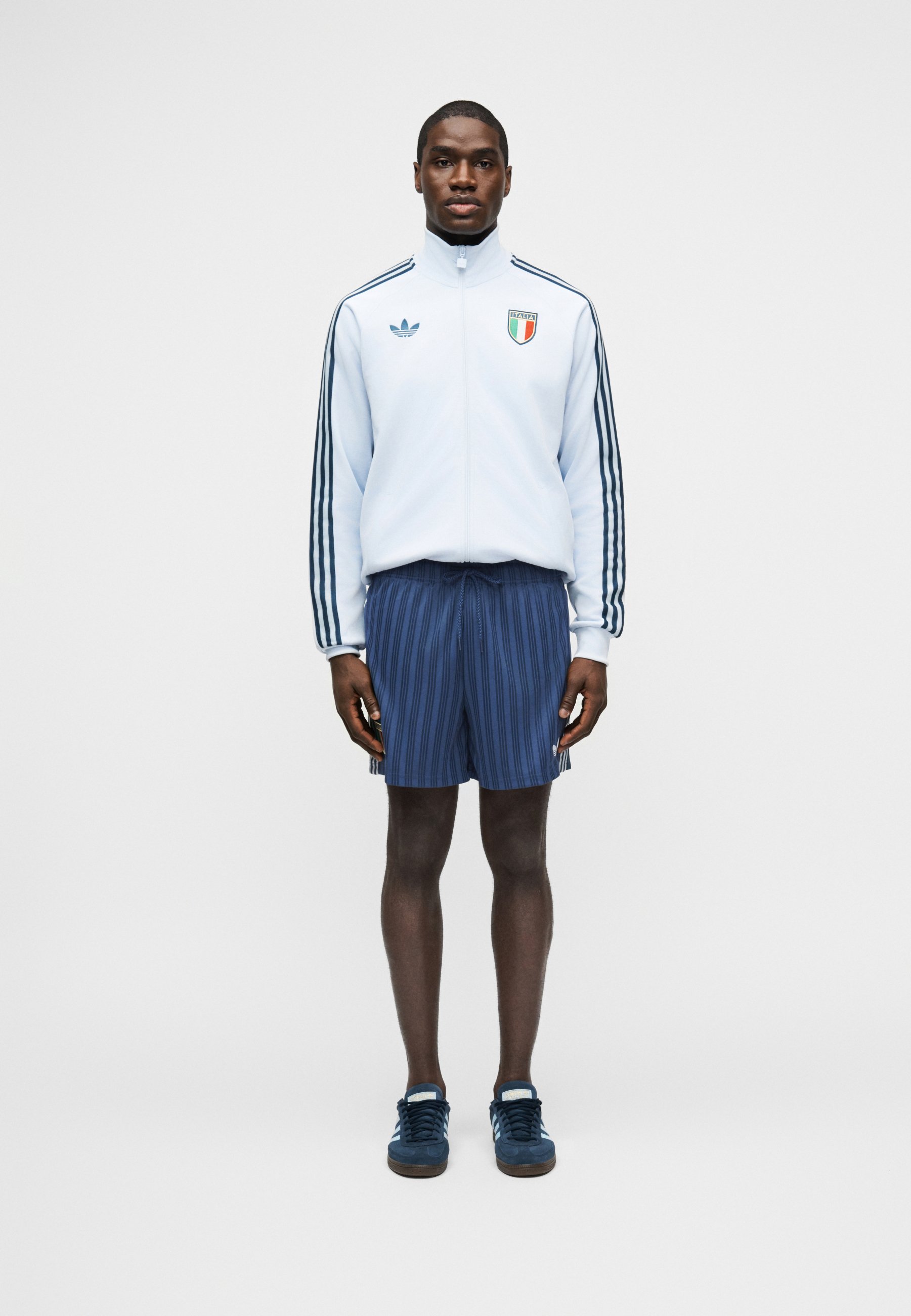 ウェア Italian national team bench court adidas Originals ITALY SHORTS - National team wear - night marine