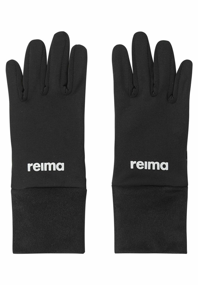Czarne rękawiczki wykonane z miękkiego, elastycznego materiału, o dopasowanym kroju, z białym logo na obszarze nadgarstka. Proste, bez wzorów czy akcentów.