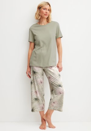 LEAF DREAMS 7/8 - Pyjama - tea green