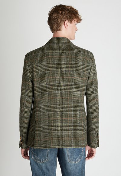 Blazer a quadri in tonalità di verde e marrone, realizzato in tessuto testurizzato, caratterizzato da colletto a punta e dettagli con bottoni dorati sulle maniche.