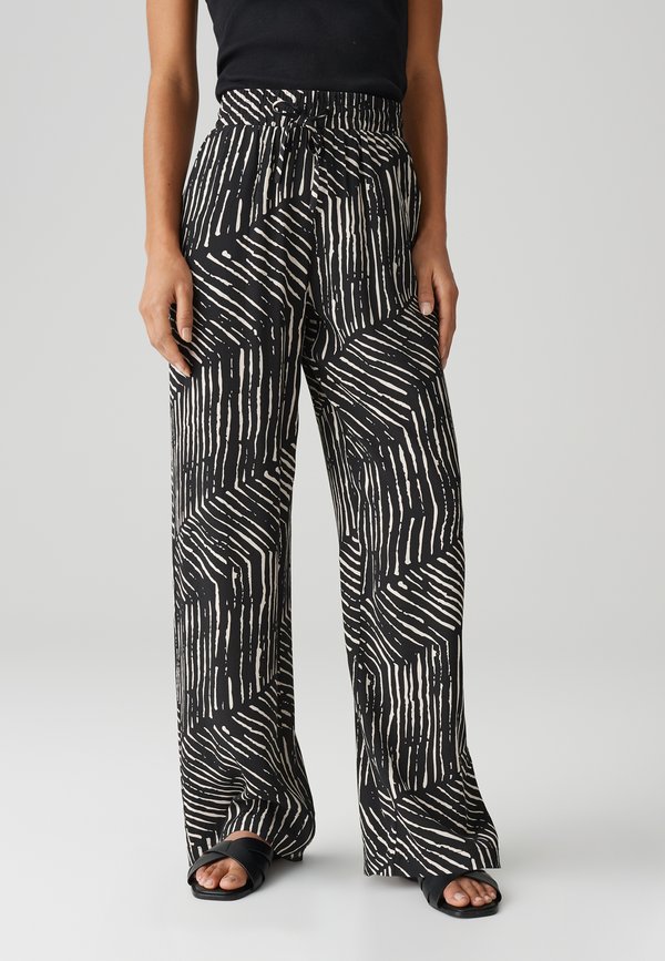 RISE WIDE FIT  - Stoffhose