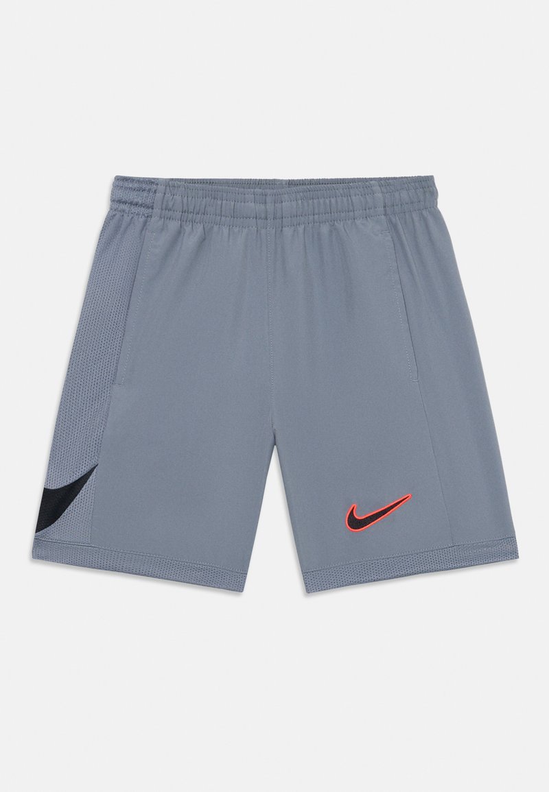 Calções atléticos cinzentos feitos de tecido leve; apresentam detalhes pretos e o logotipo vermelho da Nike na frente; cintura elástica para maior conforto.
