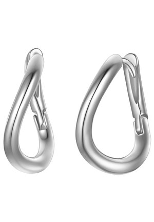Pendientes en forma de lágrima plateados con un acabado pulido. Cuentan con un cierre seguro y un diseño curvado para mayor comodidad y estilo.