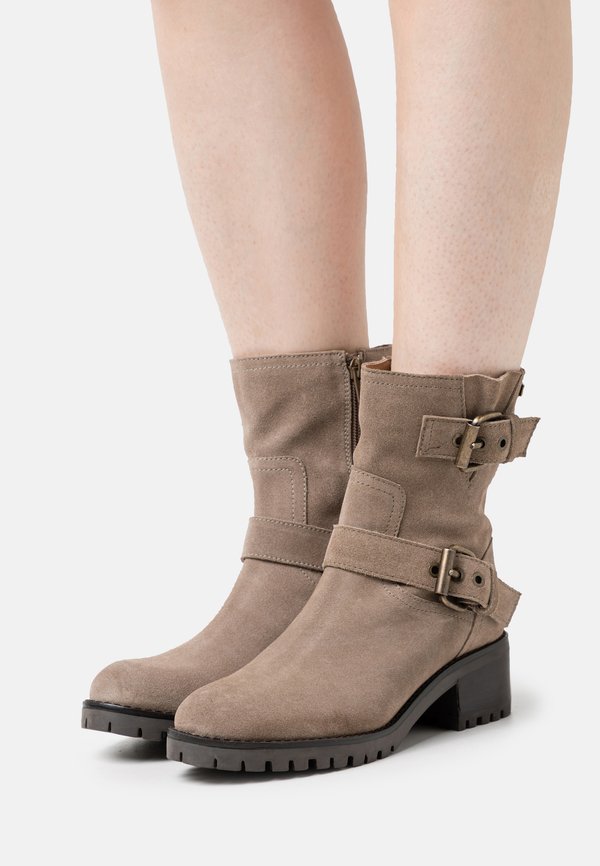 LYNAZ - Classic ankle boots - taupe
