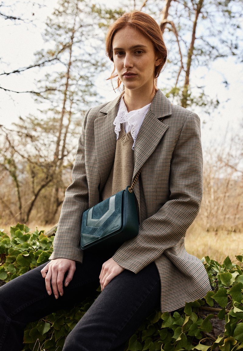 nat & nin CAPRI - Borsa a tracolla - pine green