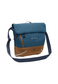 Borsa a tracolla in teal e marrone, realizzata in tessuto resistente. Presenta più tasche, un copri flap, una tracolla regolabile e dettagli riflettenti.
