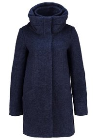 Cappotto navy in lana con colletto alto e cuciture verticali, presenta un tessuto testurizzato e due tasche laterali. Design semplice e lineare.