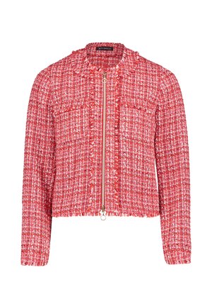 Rote gewobene Jacke mit strukturiertem Finish, mit einem Reißverschluss vorne, zwei Brusttaschen und einer verkürzten Silhouette. Akzentuiert mit fransigen Kanten.
