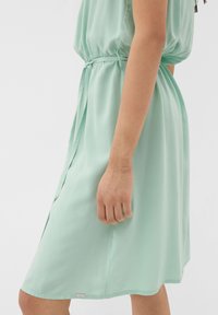QS EN À FRONCES - Freizeitkleid - pastelltürkis