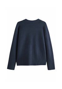 Maglione a maglia blu navy, polsini e orlo a coste, scollo rotondo, vestibilità comoda, texture liscia, design minimalista, vista posteriore.