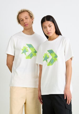 Converse FESTIVAL STAR FILL TEE UNISEX - Camiseta estampada - white