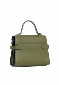 Borsa a mano in pelle verde con forma strutturata, manico superiore e cinturini decorativi laterali. Superficie texturizzata con dettagli di cucitura sottili.