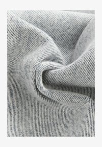 Seleccionado, light grey