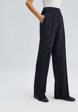 Trousers - black