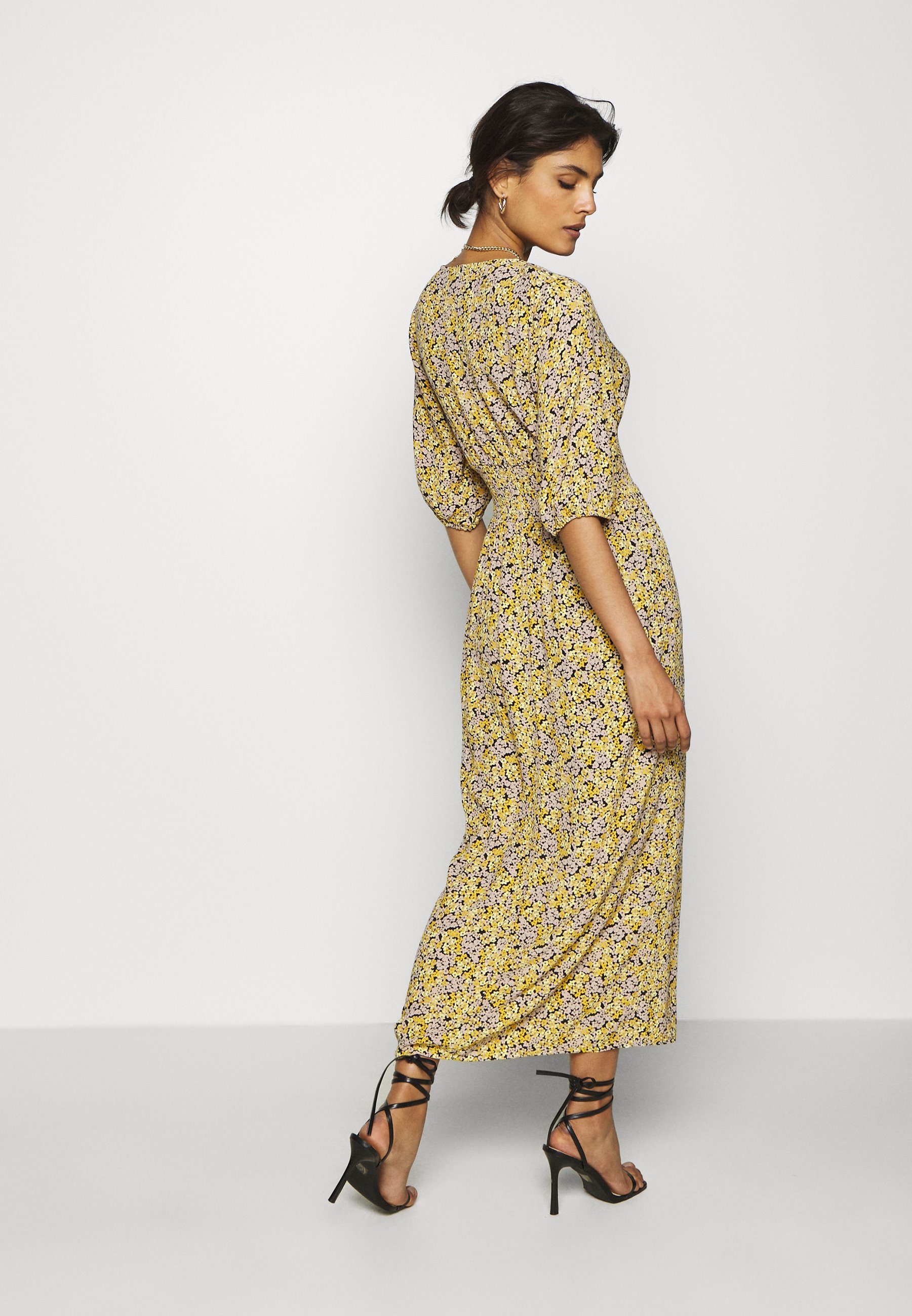 Modström ELLA DRESS Maxiklänning yellowgul Zalando.se Modström ELLA DRESS Maxiklänning yellowgul Zalando.se