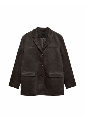 Tumepruuni seemisjakiga, millel on kühvelkaelus, ühe nööbiga sulgemine, kaks eesmist taskut ja lahtine lõige, sile tekstuur.