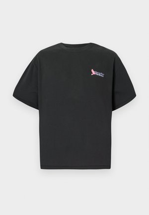 Sort bomulds t-shirt med korte ærmer, med et farverigt "Paradiso Airlines" logo på venstre bryst. Standard crew neck design.