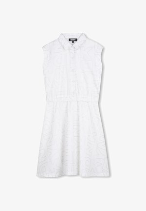 Vestito bianco senza maniche con bottoni sul davanti, caratterizzato da un motivo sottile con il logo DKNY. Vita elastica, colletto classico, tessuto dalla texture liscia.