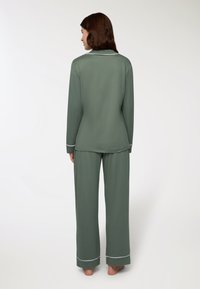 Terranova SET - Pigiama - verde