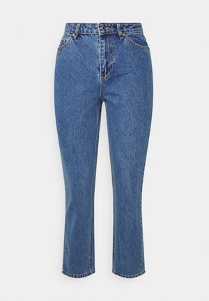 Jeans de denim azul claro com corte reto, cinco bolsos e fecho de botão. Apresentam desvanecimento subtil e costura em contraste.