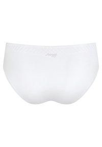 Fundo branco sem costura feito de tecido suave, com uma cintura texturizada sutil em padrão de losangos, marcado com "Sloggi."