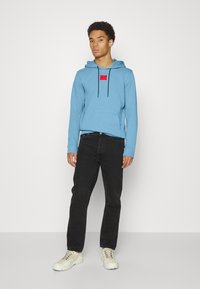 HUGO DARATSCHI - Sweatshirt com capuz - turquoise/aqua