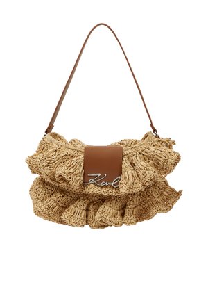 Bézs színű, szövött táskafazon fodros textúrával, barna bőr fedéllel, amelyen ezüst "Karl" logó található, valamint vékony barna vállpánttal.