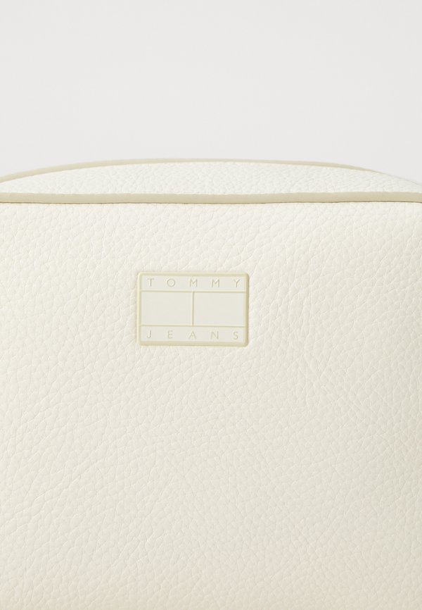 MUST CAMERA BAG - Cross body bag - newsprint4