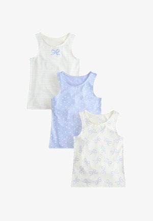 Drei Tops: eines in Off-White mit blauen Streifen und Schleife, eines hellblau mit weißen Herzen, eines cremefarben mit blauen Schleifen. Alle aus Baumwolle.