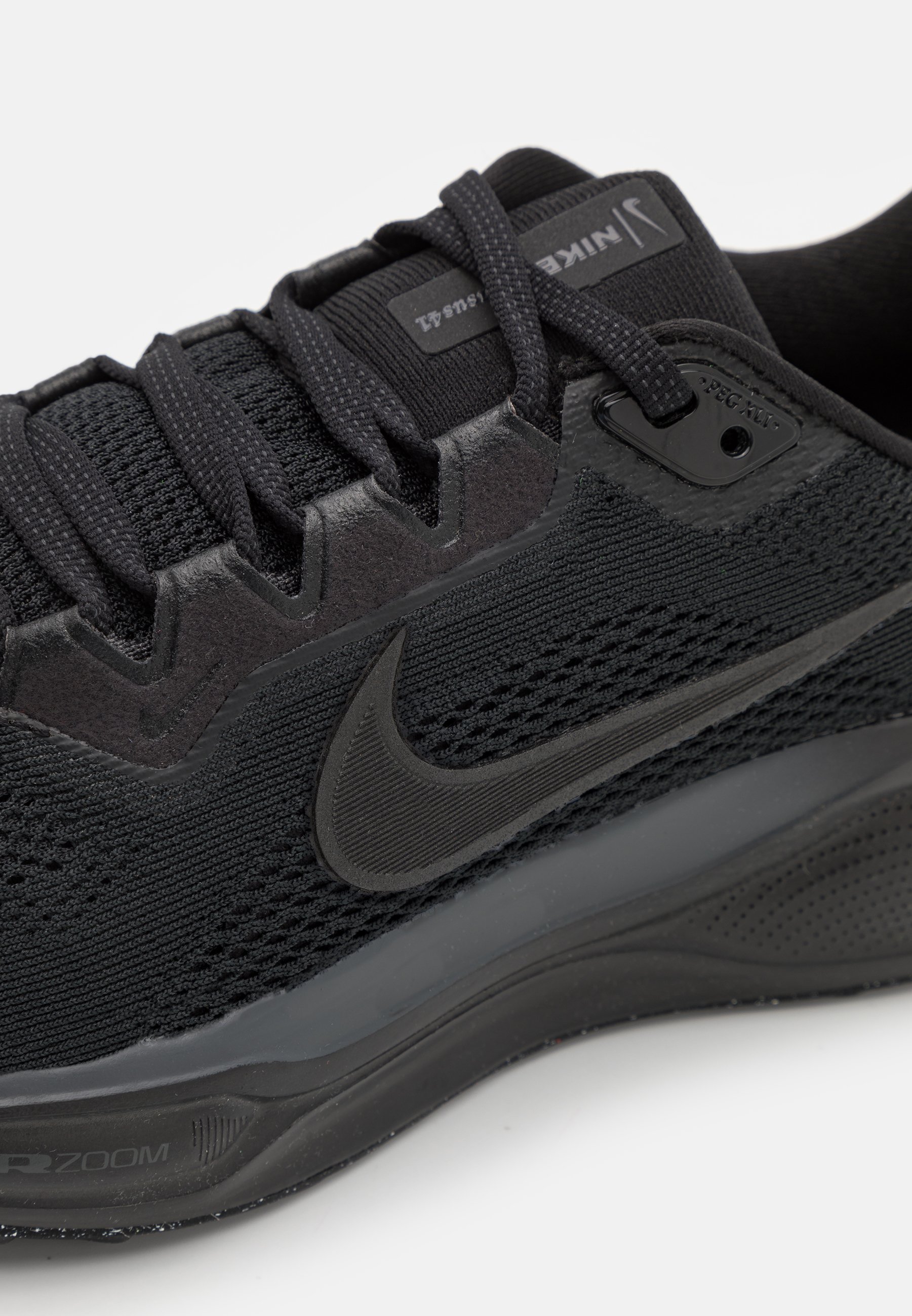 nike zoom pegasus all black