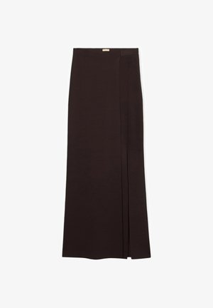 Długa czarna spódnica o prostym kroju z bocznym rozcięciem, wykonana z gładkiej tkaniny, pokazana na płasko na białym tle.