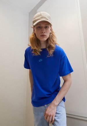 CLUB TEE - T-shirt basic - game royal