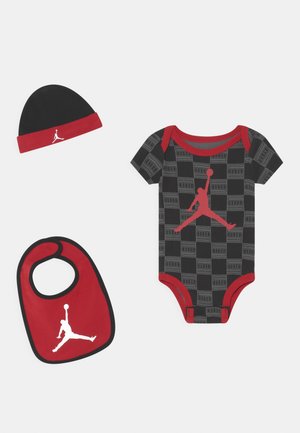 HAT BIB UNISEX SET - Triko s potiskem - black