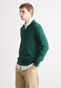 Tommy Hilfiger - Sweter