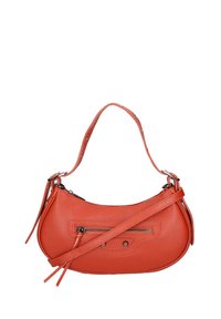 Piccola borsa a mano in pelle arancione con una finitura testurizzata. Presenta una maniglia superiore, una tracolla regolabile e una tasca frontale con zip.