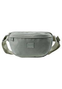 Sac banane gris clair en tissu texturé, avec une fermeture éclair, une sangle réglable et un patch logo à l'avant. Design compact et ergonomique.
