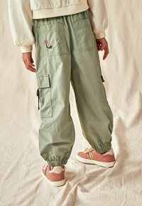Next PARACHUTE - REGULAR FIT - Cargo hlače - khaki green embellished