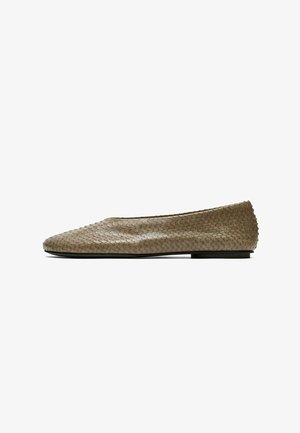 Massimo Dutti, ROUND TOE LEATHER BALLET FLAT - Ballerine - beige