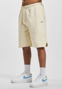DEF Short - beige