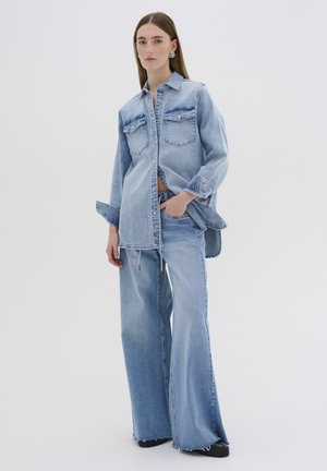 DAGMAR - Skjortebluser - light blue retro wash
