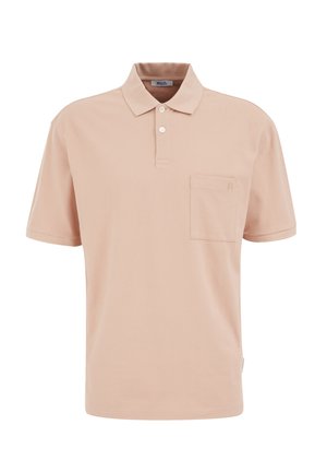 Rózsaszín poloing puha anyagból, klasszikus gallérral, két gombbal, egy mellzsebével és egy diszkrét logó részlettel a zseben.