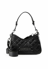 Schwarze, gesteppte Handtasche aus Kunstleder mit einem abgerundeten oberen Griff, einem verstellbaren Schultergurt und einer Metall-Logoplatte.