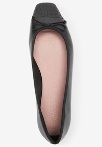 Next WIDE FIT - Baleriny