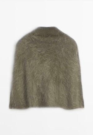 Sciarpa verde khaki, realizzata in un materiale morbido e strutturato, con un design morbido e drappeggiato e senza chiusure o motivi visibili.
