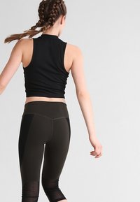 Nike Performance Sport T-Shirt - black