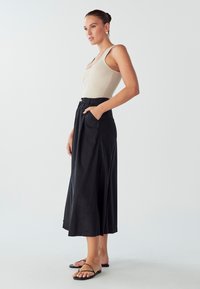 WILLA MIMIE MIDI - Pliceret nederdel /Nederdele med folder - anthracite